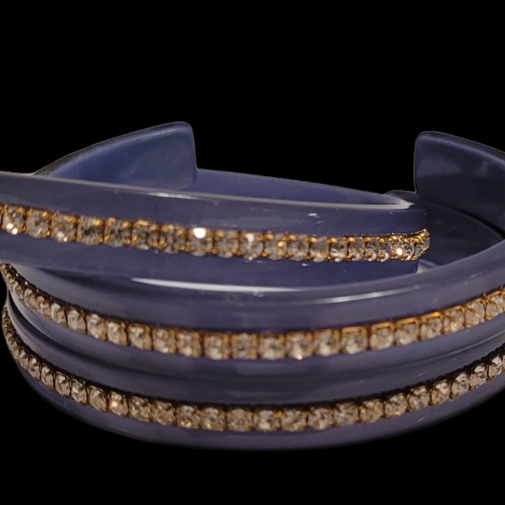 So Good Ladies Rhinestone Bracelets - Picture 4 of 7